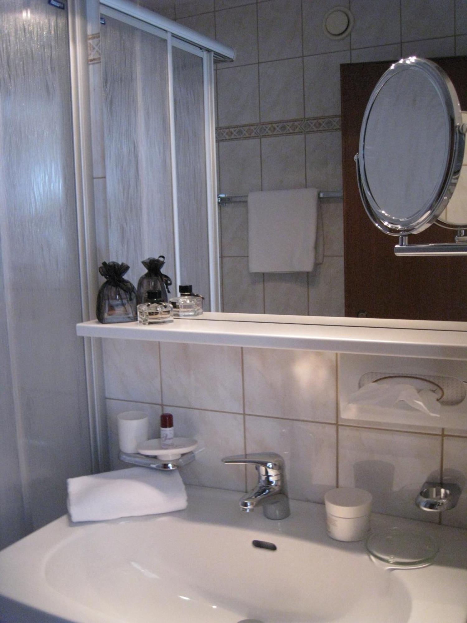 Apart Hotel Garni Strasser Zell am Ziller Bagian luar foto