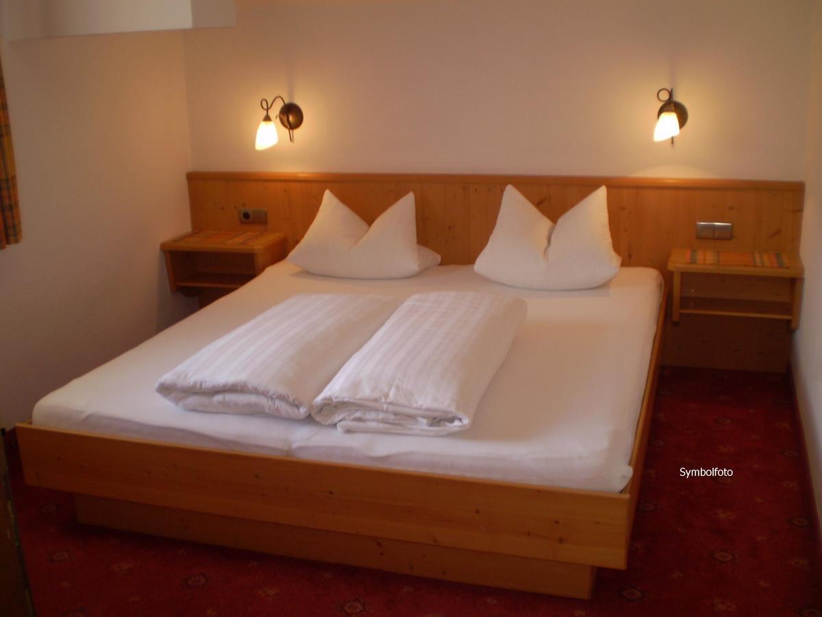 Apart Hotel Garni Strasser Zell am Ziller Bagian luar foto