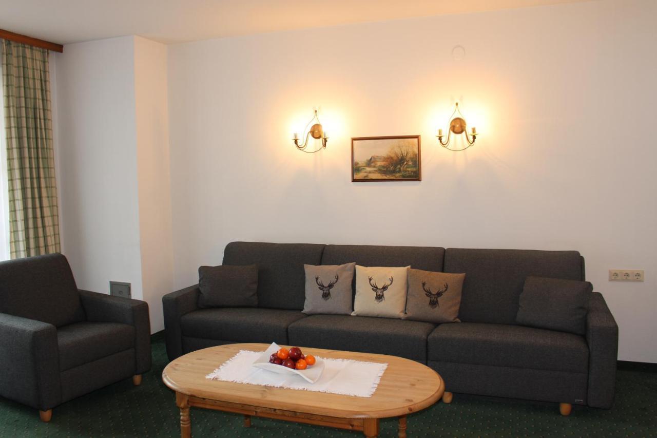 Apart Hotel Garni Strasser Zell am Ziller Bagian luar foto